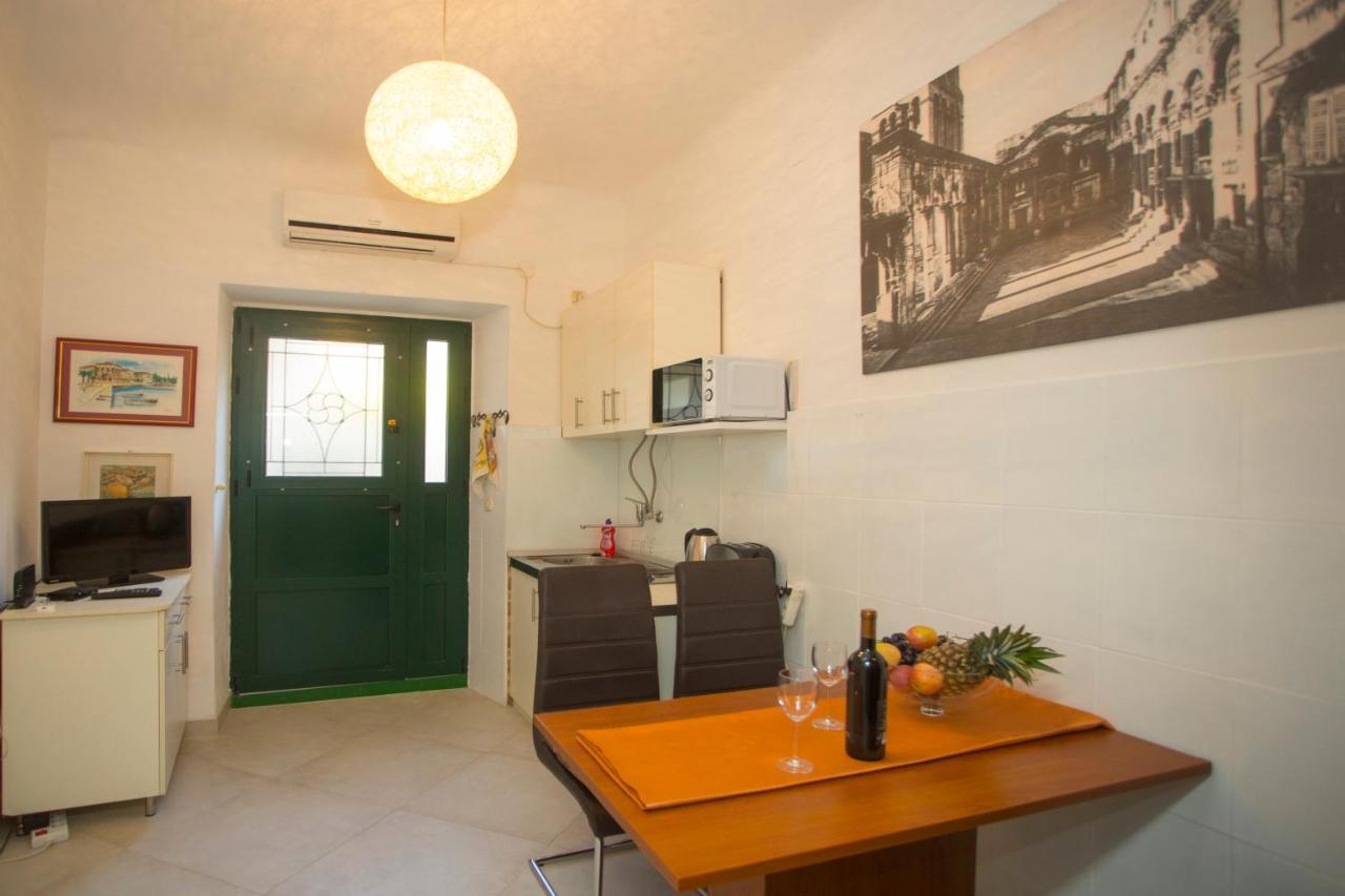 Apartment Silvana Split Buitenkant foto